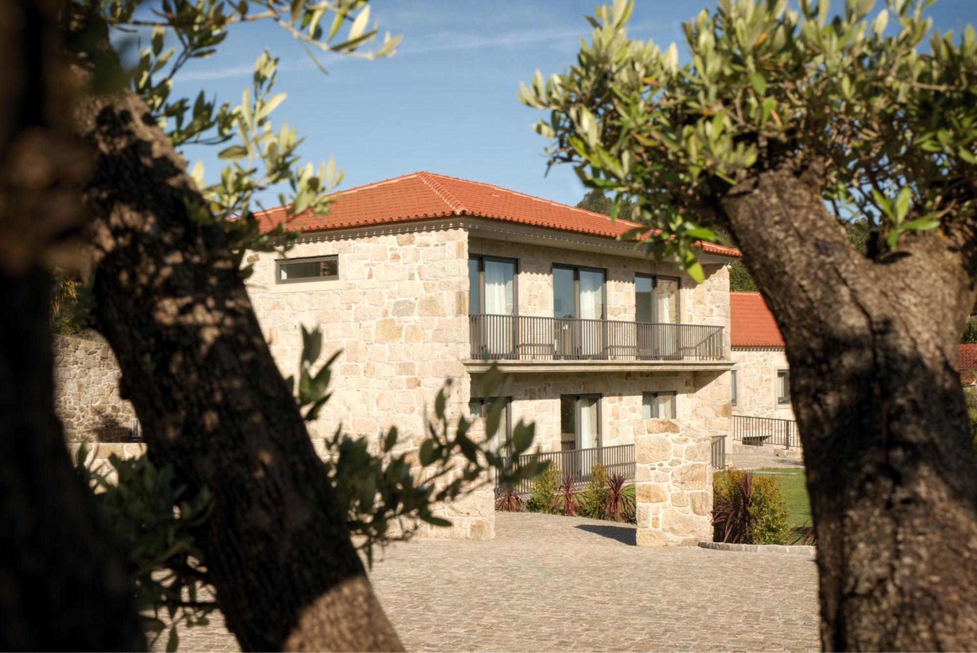 Pacos Do Douro, Chambre Privee Avec Piscine Romariz Exterior foto