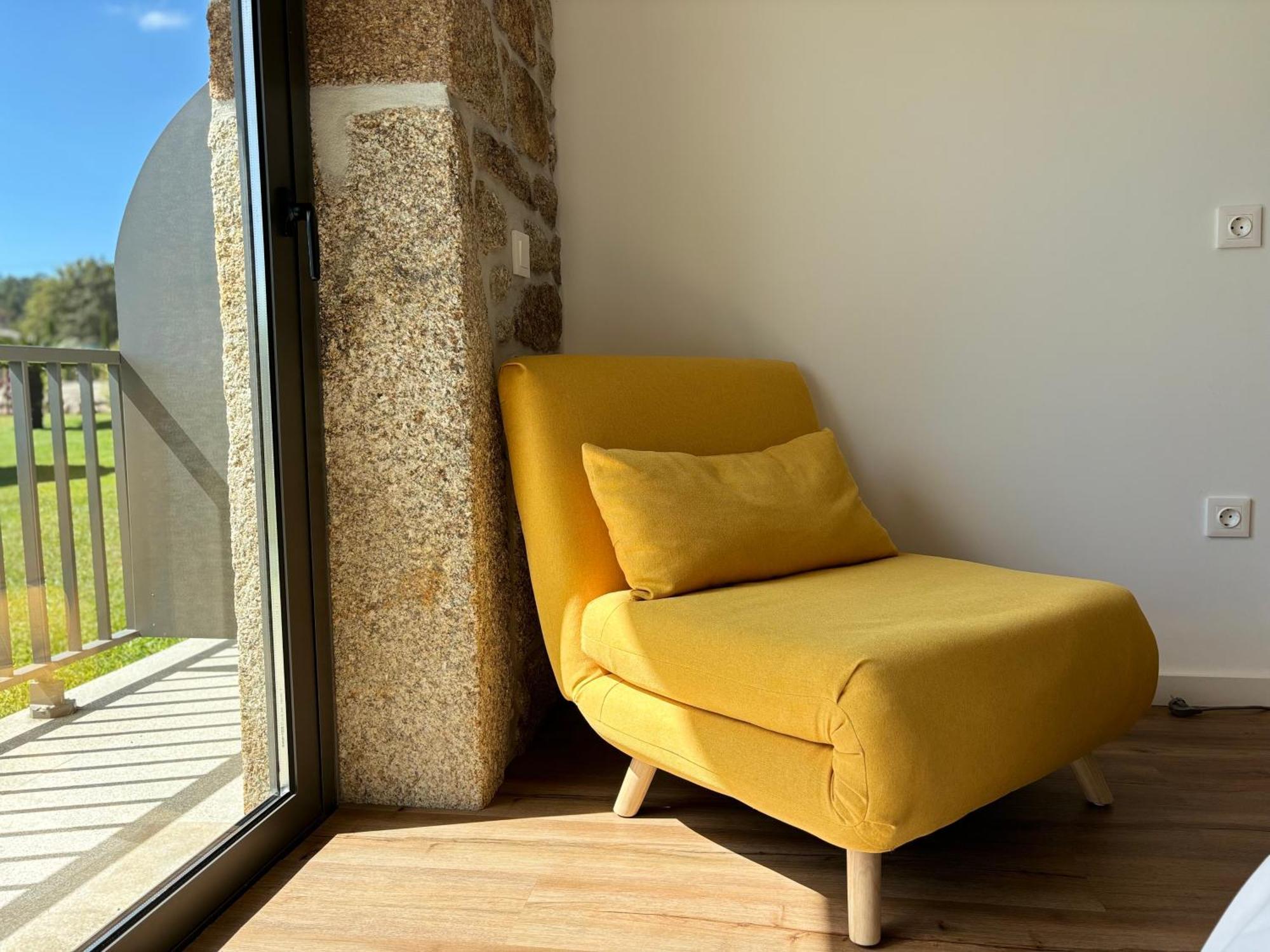 Pacos Do Douro, Chambre Privee Avec Piscine Romariz Exterior foto